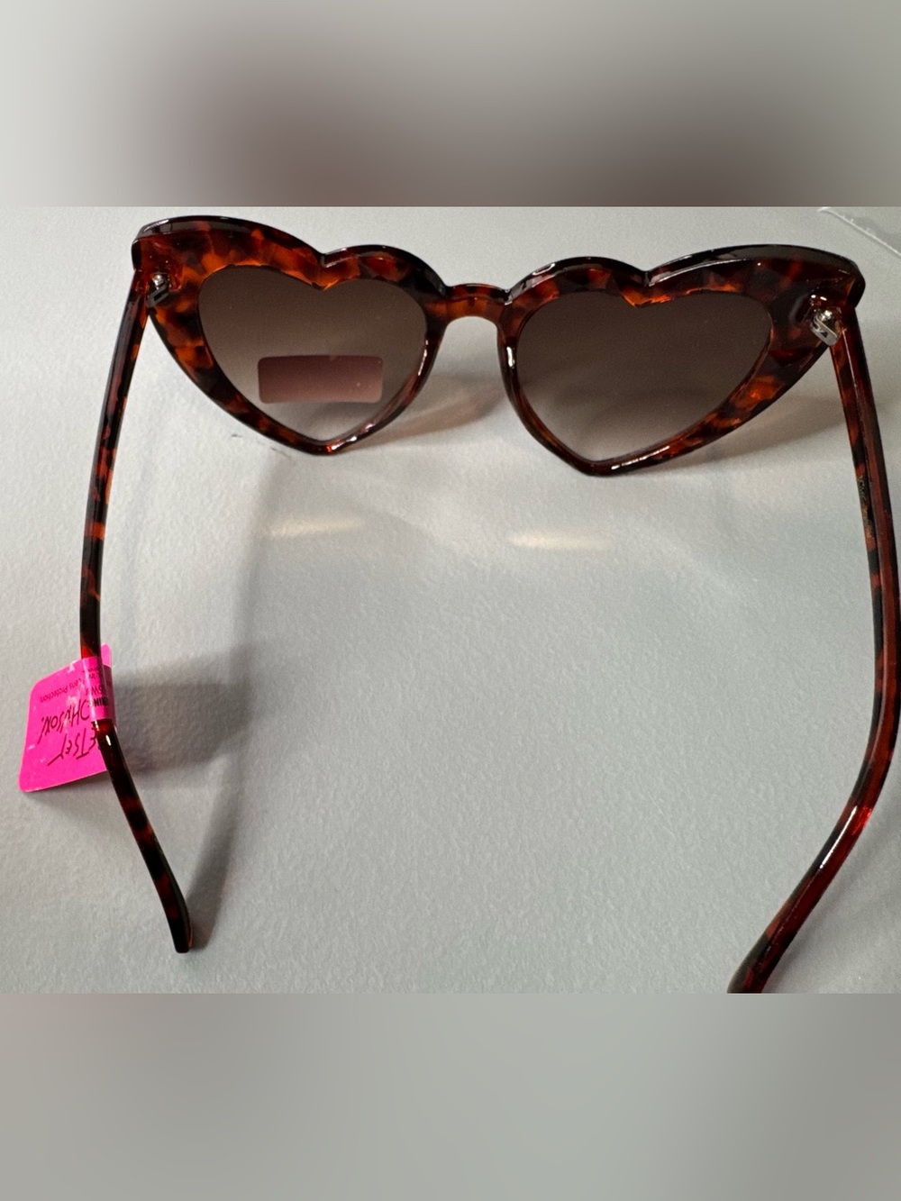 Betsey Johnson Tortoiseshell faceted cat eye Heart-Shaped Sunglasses - Brown - Picture 7 of 7